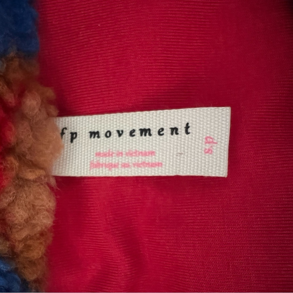 Free People Pull Over - Picture 4 of 4